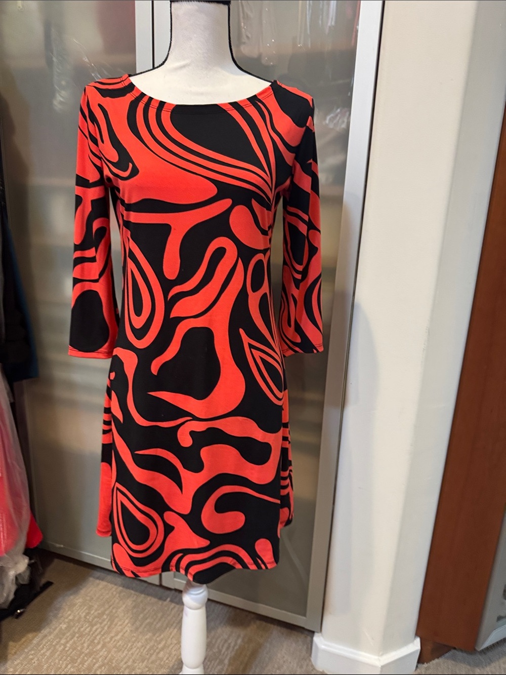 Women’s Long Sleeve Red & Black Swirl Print Dress